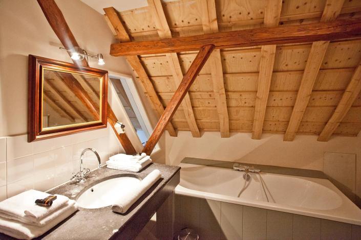 Badkamer Zwaluwkamer Badkamer Zwaluwkamer