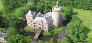 Luchtfoto kasteel sterkenburg